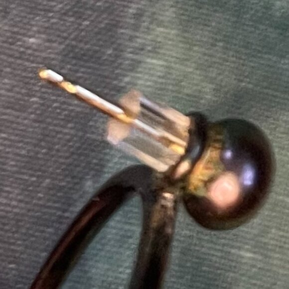 ❣️CLEARANCE ITEM❣️ Claires Earrings - Picture 3 of 7